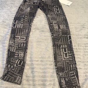 Lululemon Wunder Train High Rise 28” Logo Print Leggings Size 2 NWT